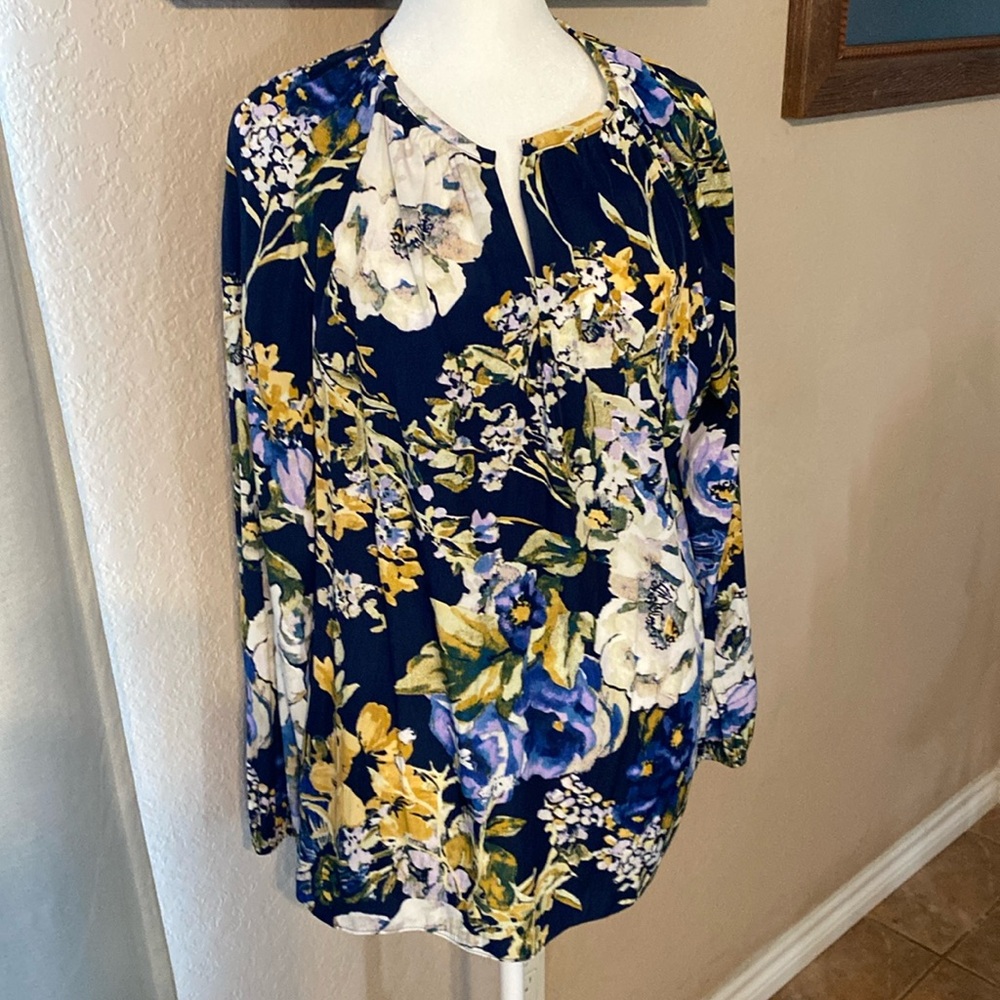 Ladies, blouse - navy blue, cream and gold floral.